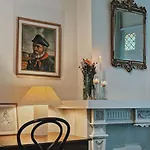 Historic Serenity Apartment Gent