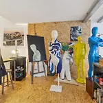 Cosy Art Studio Near Station With Bikes And Garden