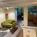 B&B Faja Lobi