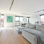 Huswell - Spacious Apartment With Beautiful Terrace In Ghent