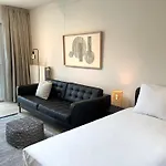 Unique Luxury Apartment With Cosy Garden!