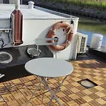 B&B B³ Boat