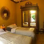 Casa Lucinda