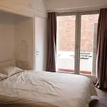 2Br And 1Lr Apt, Only 15Mins To Gravensteen Castle