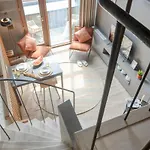 Serene Studio Oasis With Balcony In Ghent