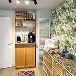 Large Quiet Whole House Near Historic Gent Centre