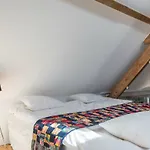 Spacy Artist Studio In Central Gent