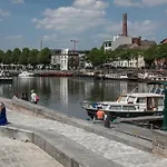 Xlsr, Lightfull Garden Apartment In The City Center Of Ghent