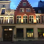 Xlsr, Lightfull Garden Apartment In The City Center Of Ghent
