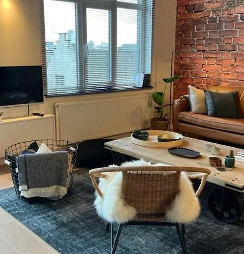 New, Trendy, Well Serviced App 1 Bedroom, Hart Of Ghent, Stunning View
