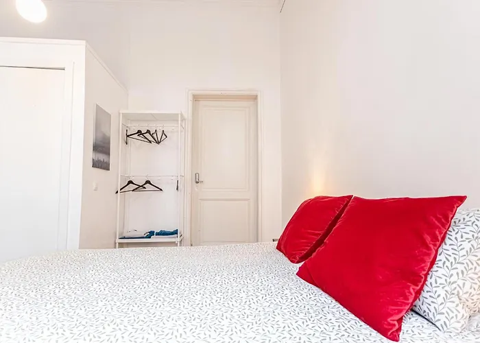 Lovely & Comfortable Studio Apartments At Heart Of Gent