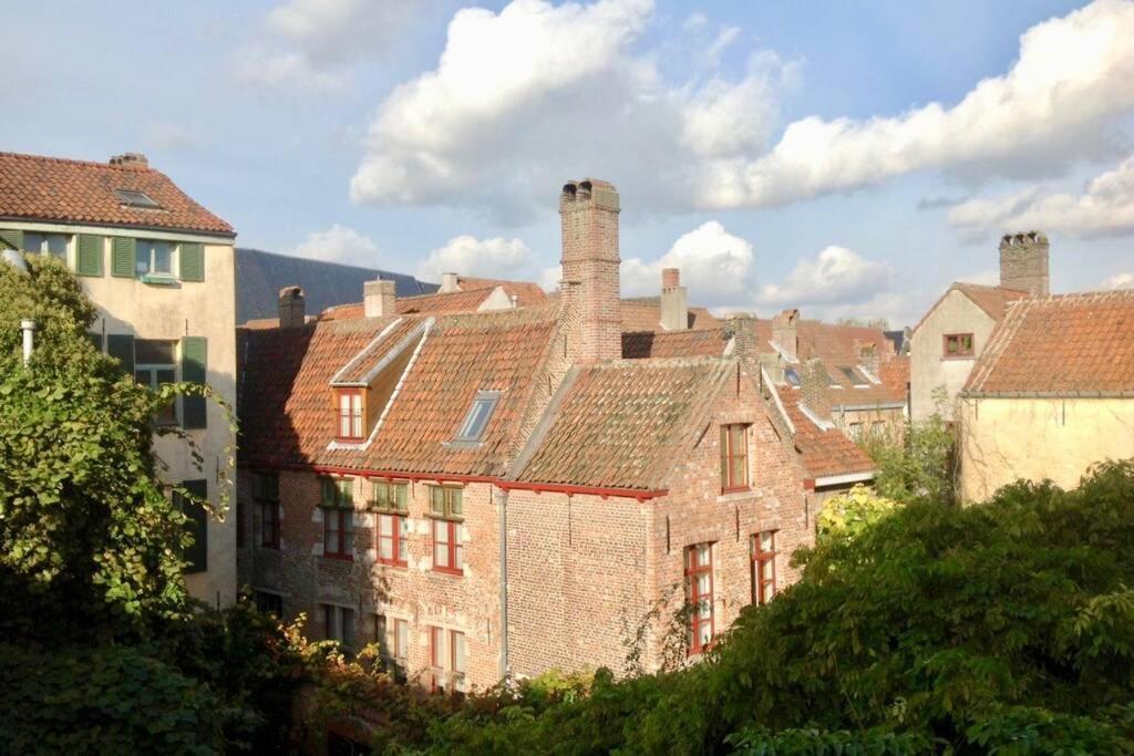 Vakantiehuis Heaven@11, Your Holiday House In Center. *