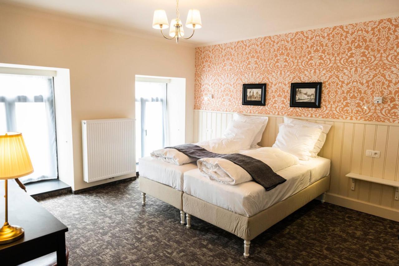 Hotel Duke Of *