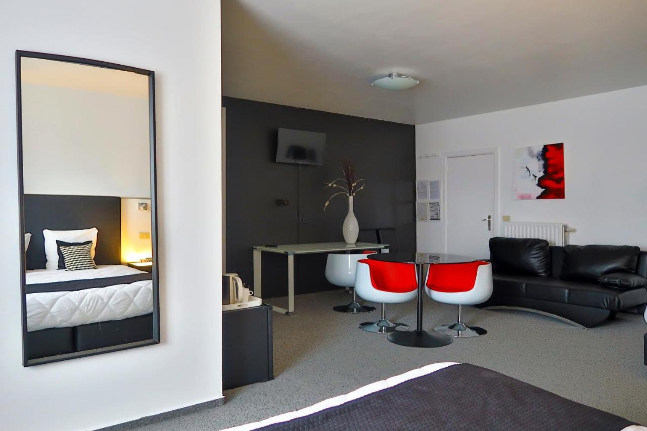 Hotel Adoma 3*