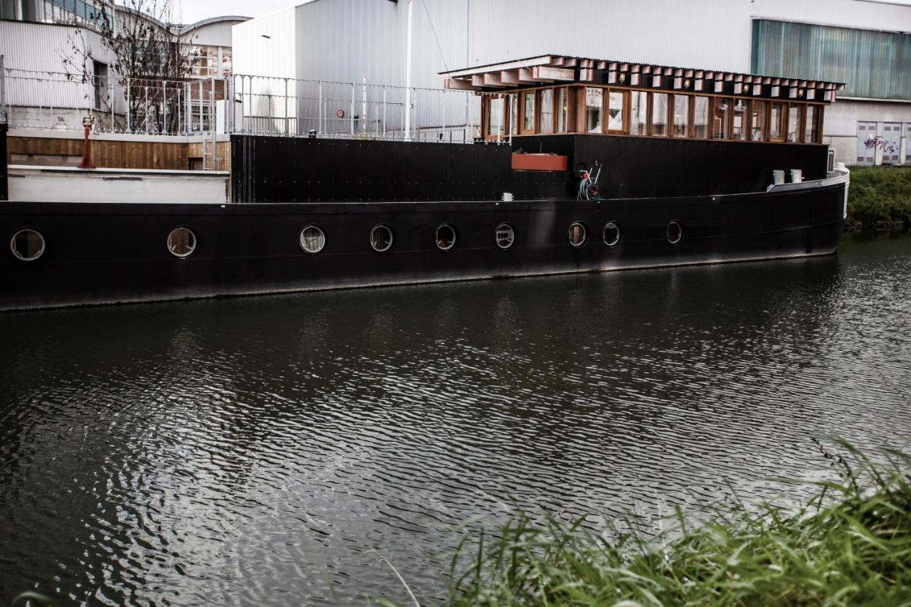 Juno Boat Ghent
