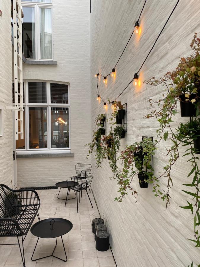 Achilles Bed & Breakfast 4*