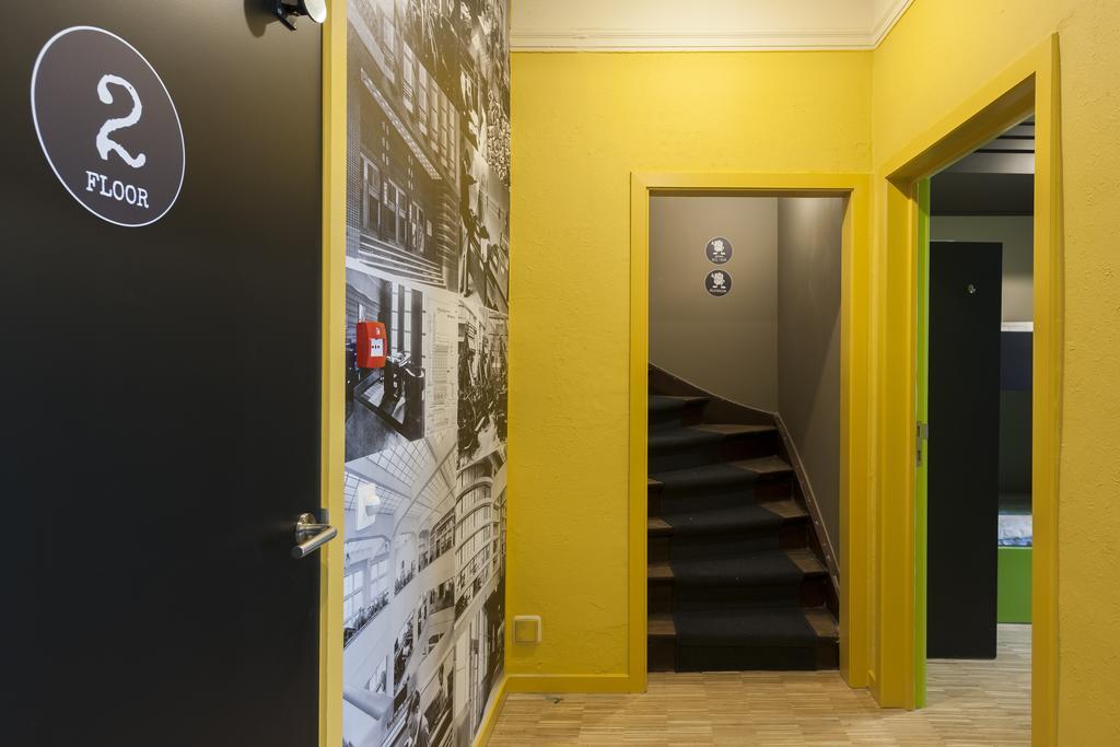 Hostel Backstay *