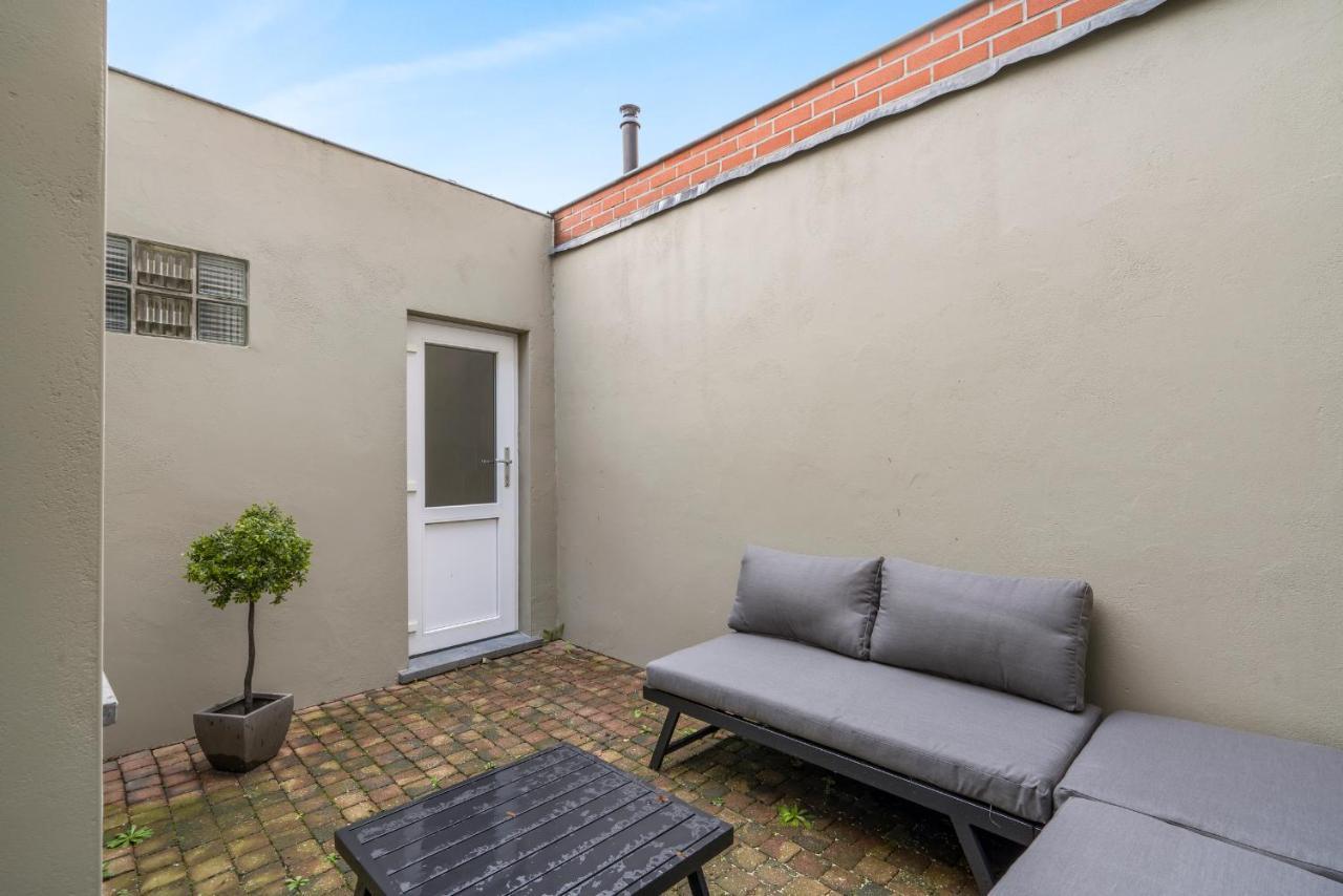 Cosy, Furnished & Renovated Flat With Outside Lounge Apartment Ghent