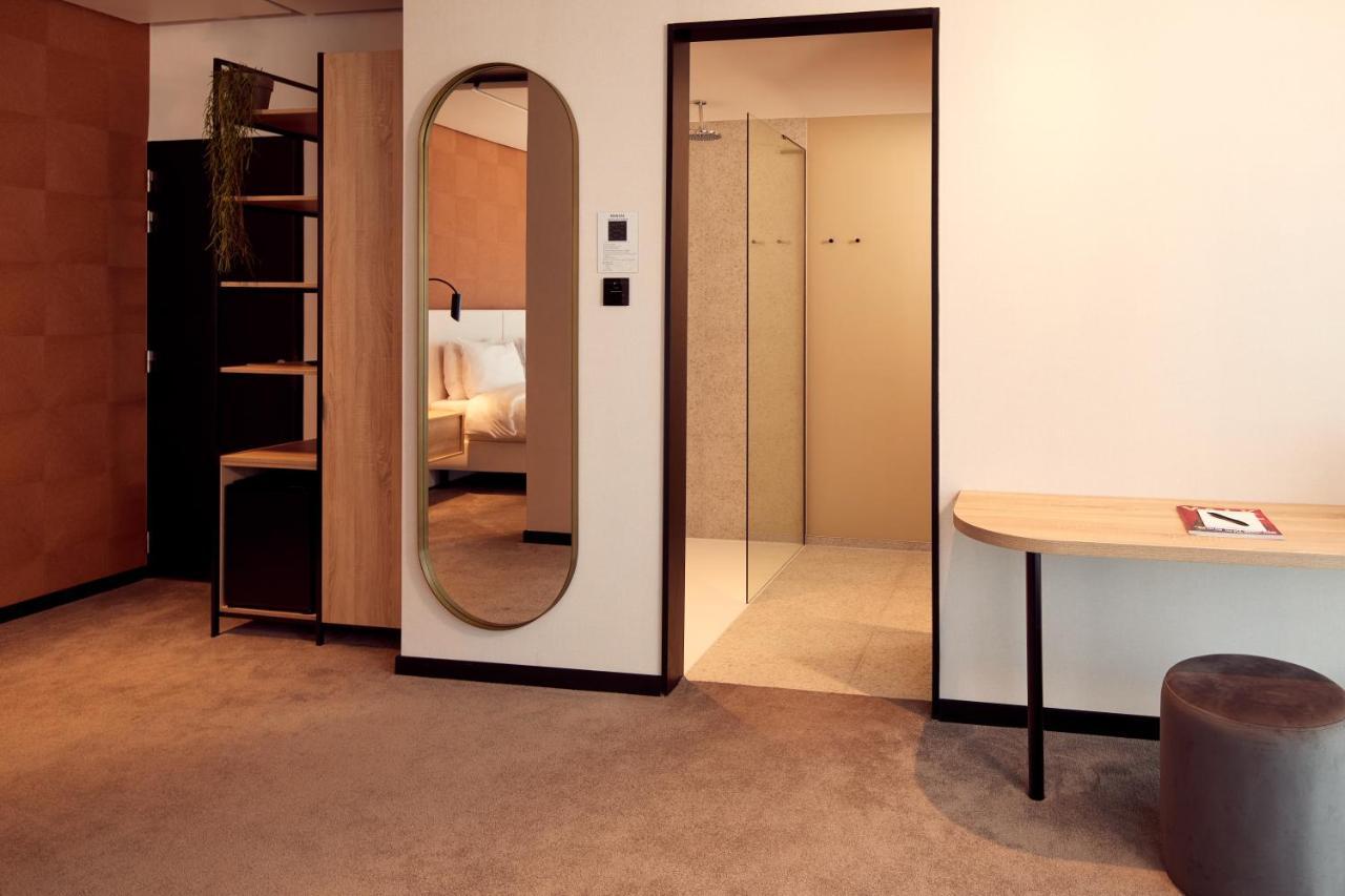 Hotel Der Valk 4*