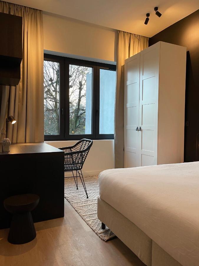 3 Bedroom Art-Nouveau Apartment Ghent