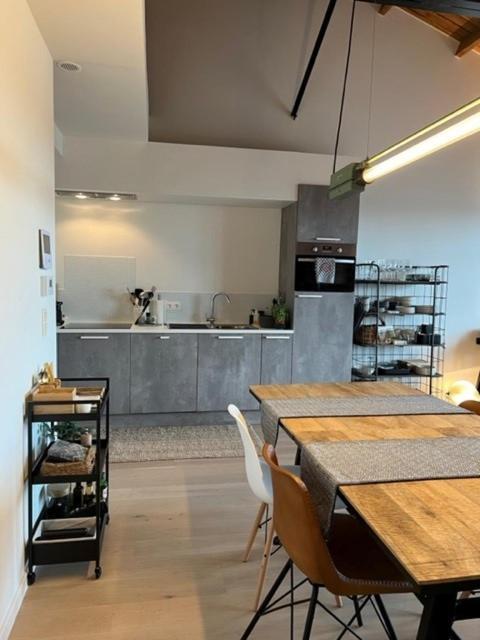 Appartement New, Trendy, Well Serviced App 1 Bedroom, Hart Of Ghent, Stunning View *