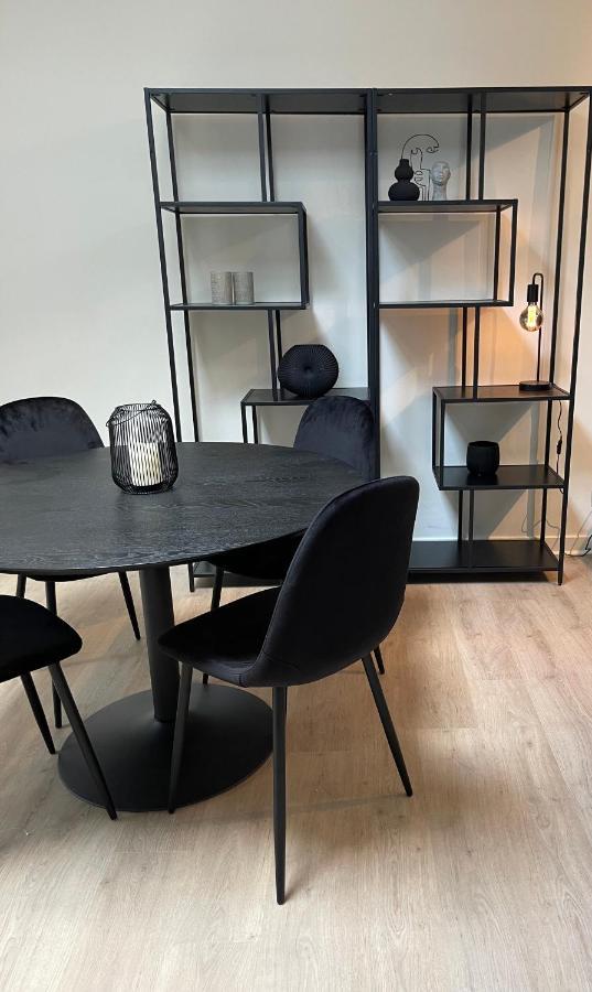 Unique Luxury With Cosy Garden! Appartement