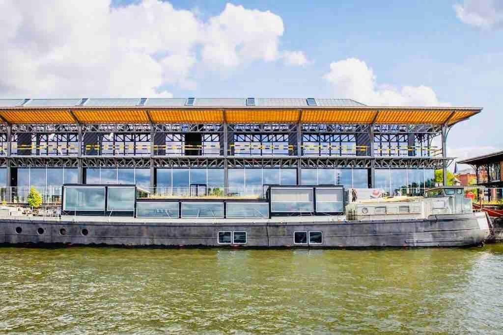 Botel Le Grand Bordeleau