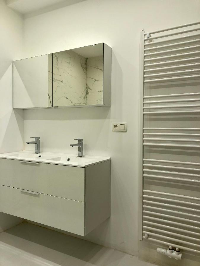 Luxury Two Bedroom With Bath * Ghent