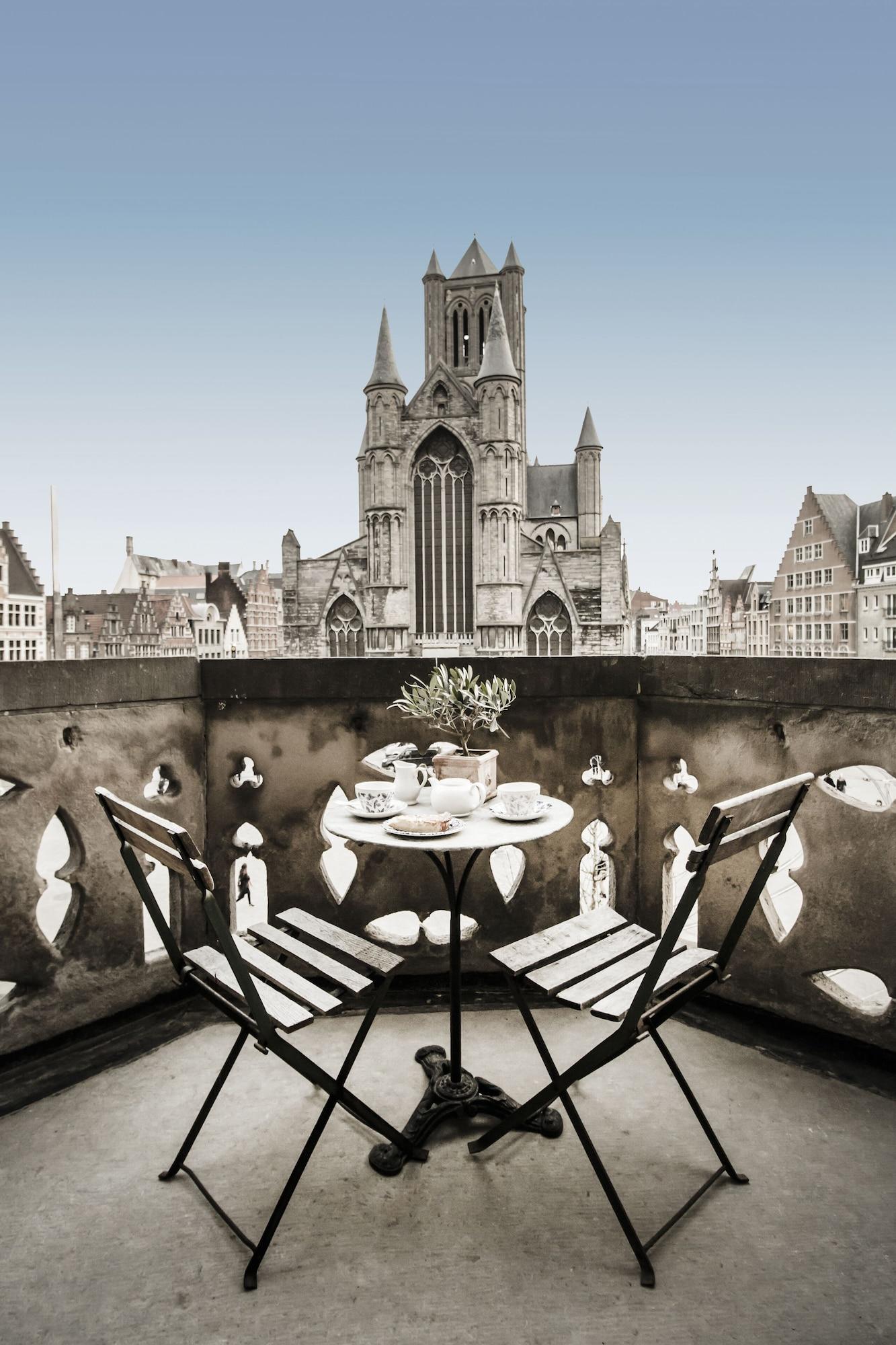 1898 The Post Ghent