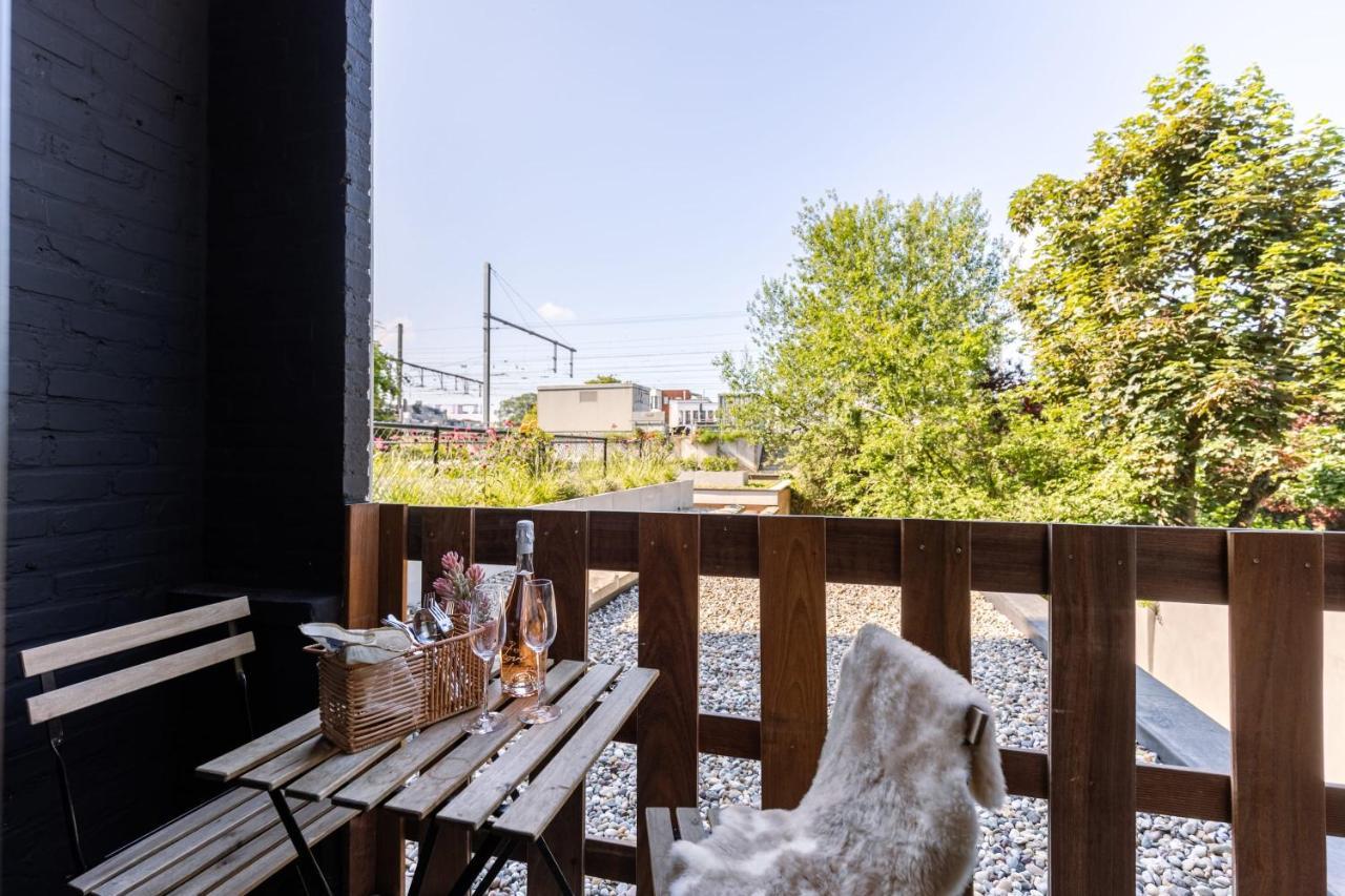 Beautiful For 6 Persons On Top Location In