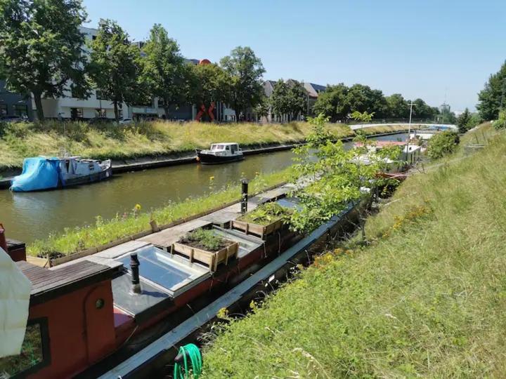 Houseboat Orfeo Botel