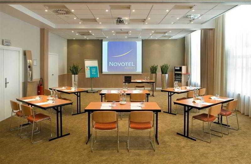 Hotel Novotel Centrum 3*