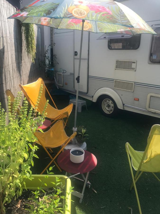Gardencaravan Near In Green Area Campsite