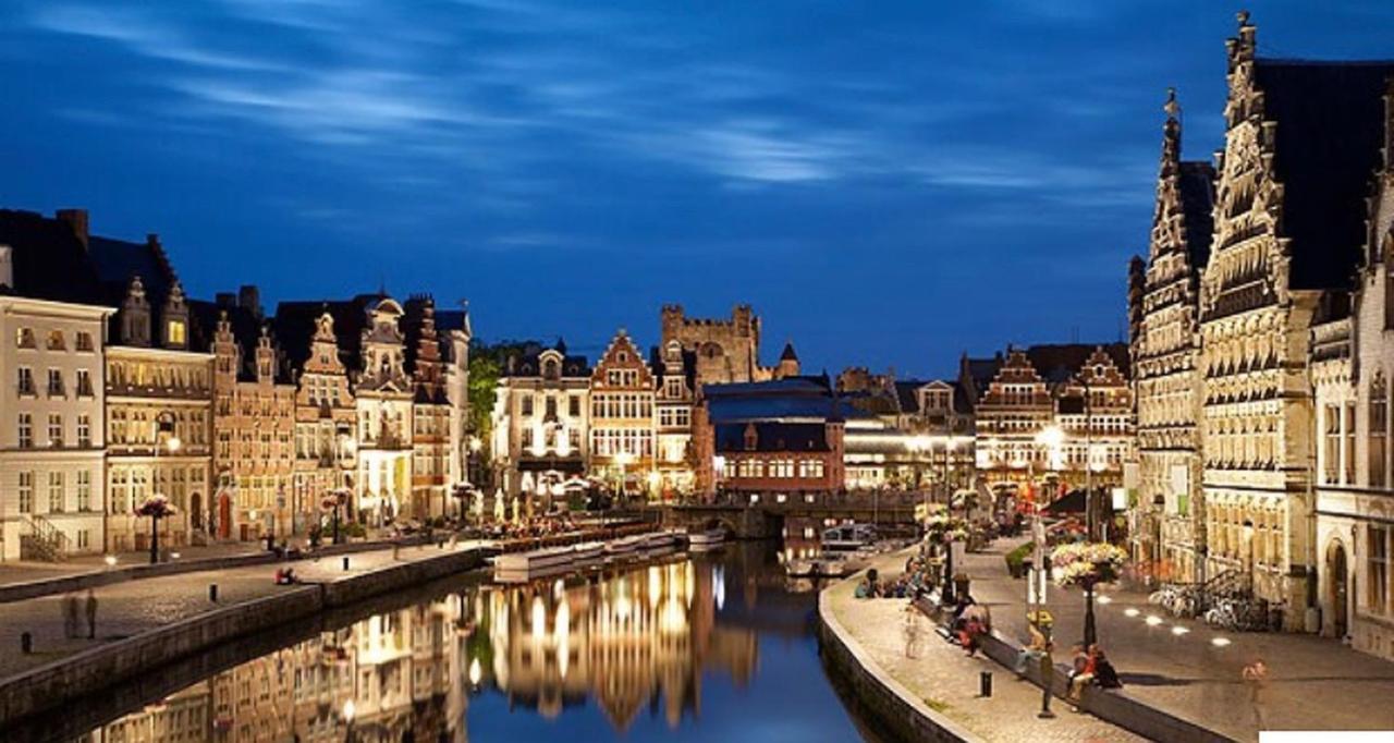 Feel At At This Homeawayfromhome Appt With A Stunning Water Canal View And Gym Apartment