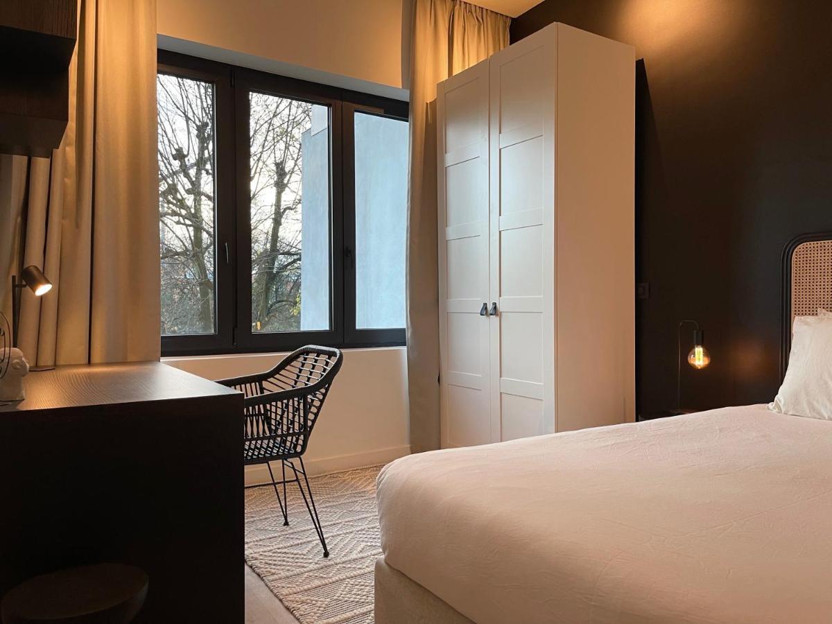 3 Bedroom Art-nouveau With Free Parking Gent