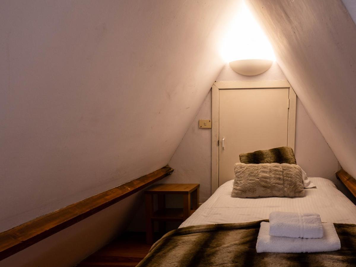 Monasterium Poortackere Hotel 3*