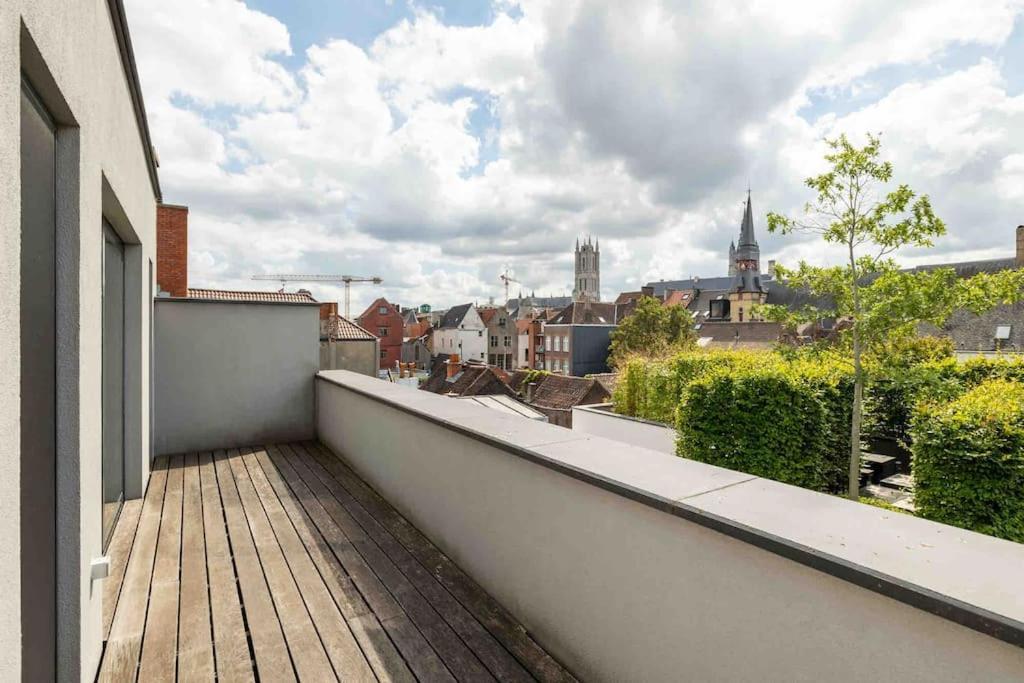 Exclusive Penthouse/workspace With Stunning Views