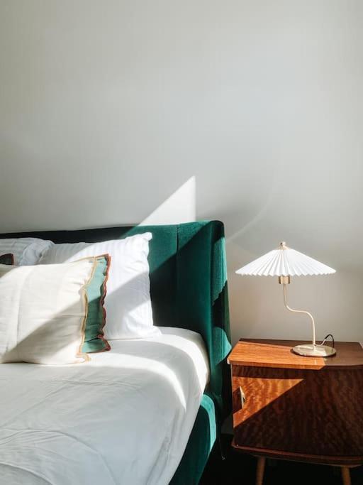 Apartment Center Boutique *