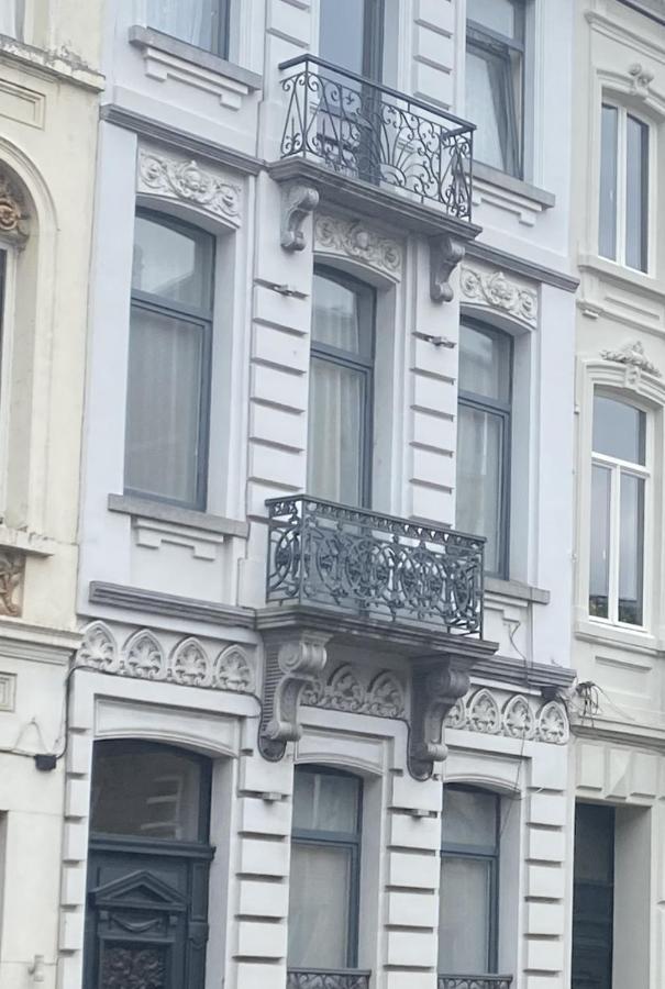 The Doors Park House Apartment