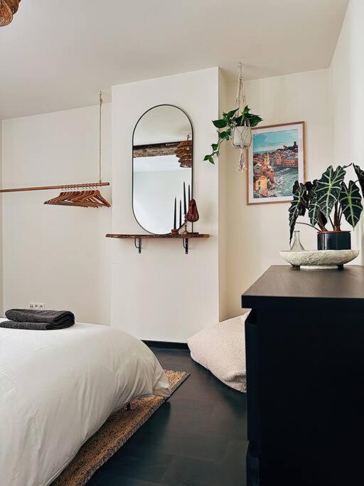 Right In The Center Your Getaway Apartment Ghent