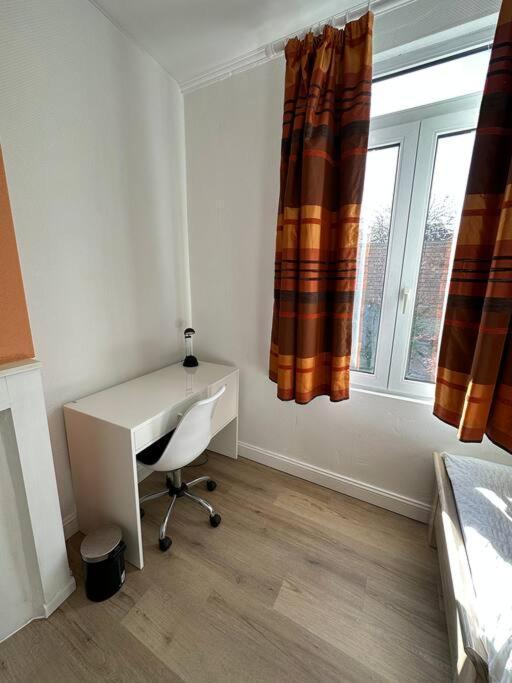 Large Quiet Whole House Near Historic Centre *