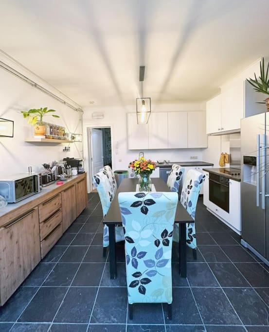 Large Quiet Whole House Near Historic Centre Gent