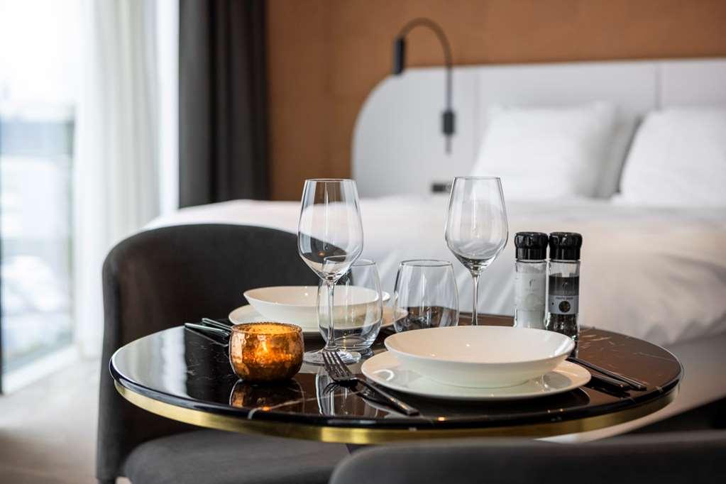 Der Valk Hotel 4*