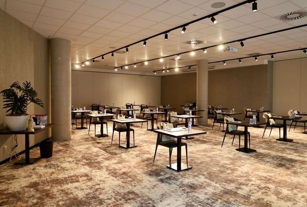 Hotel Der Valk 4*