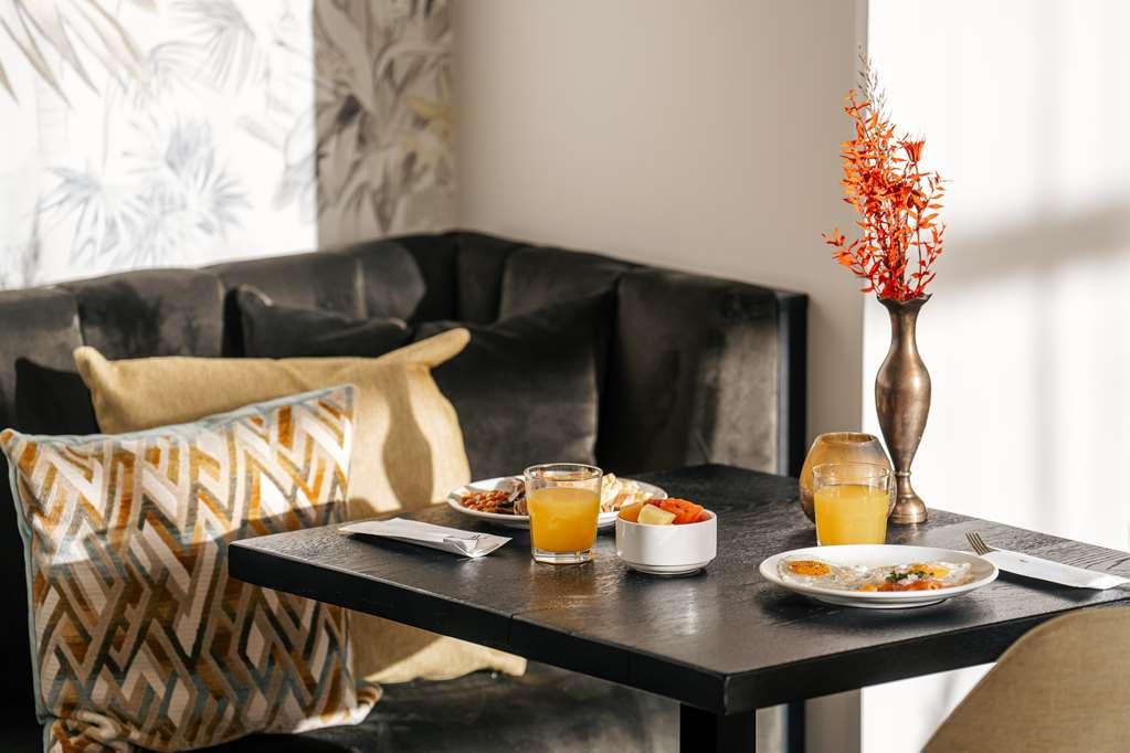 Der Valk Hotel 4*