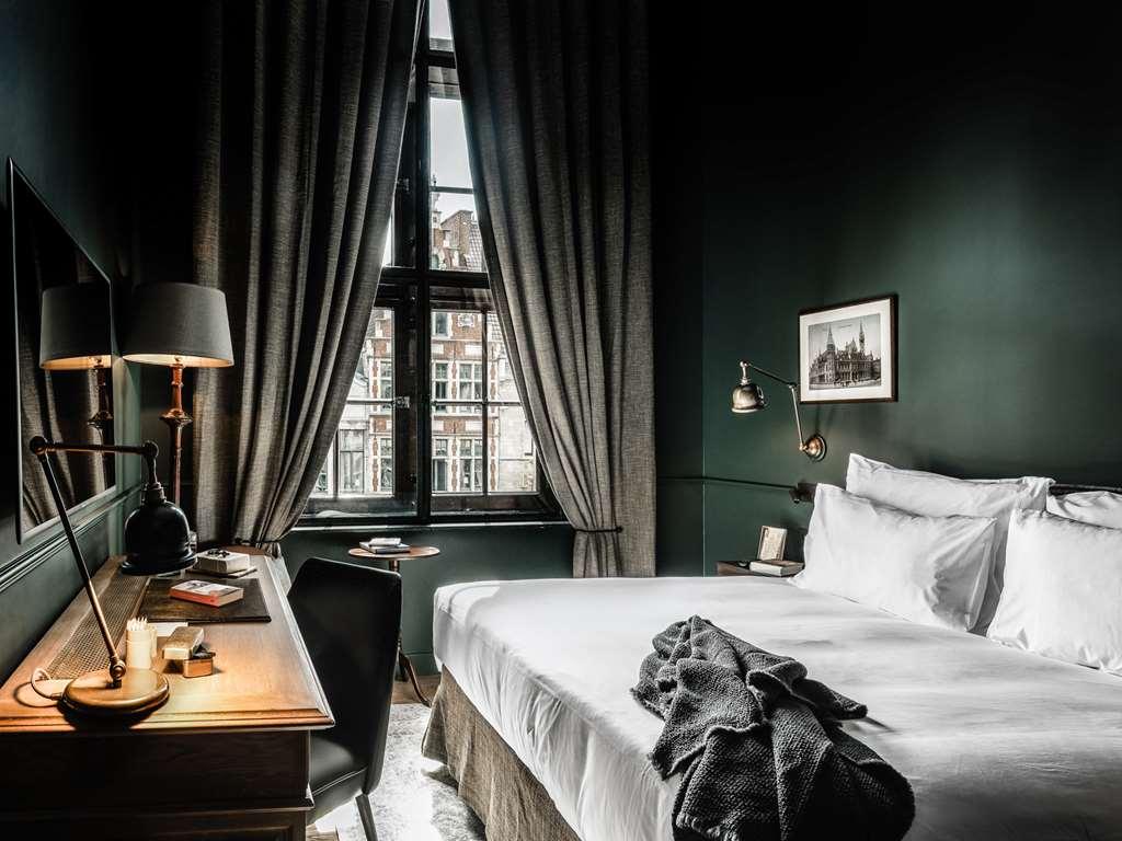 1898 The Post Hotel *