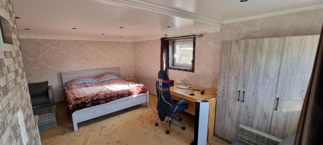 Alex Studio Inn *
