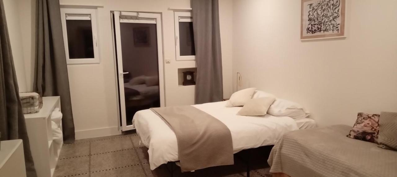 Art Deco - Two Bedroom