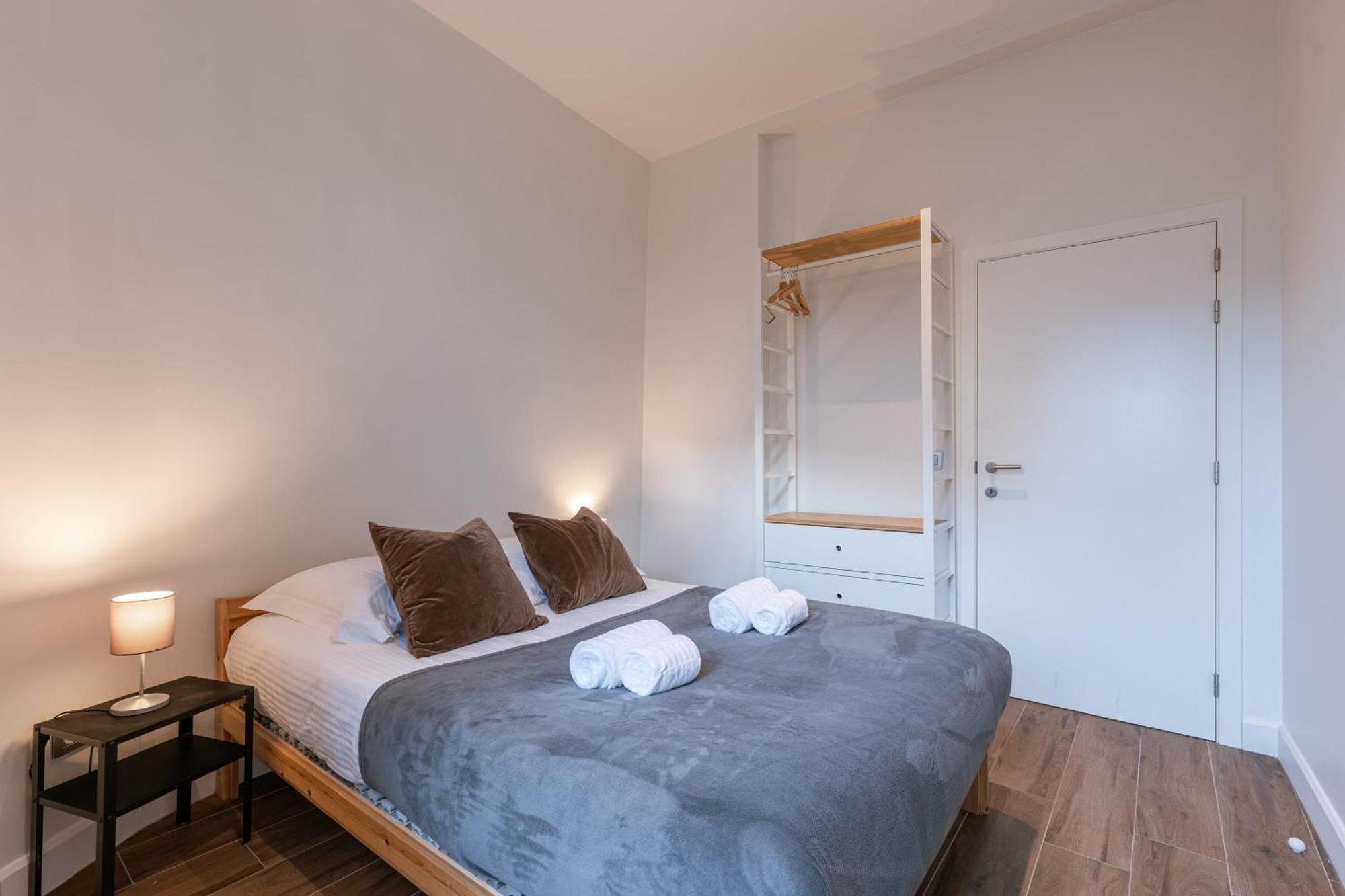 Apartment Huswell - Pleasant On Location In *