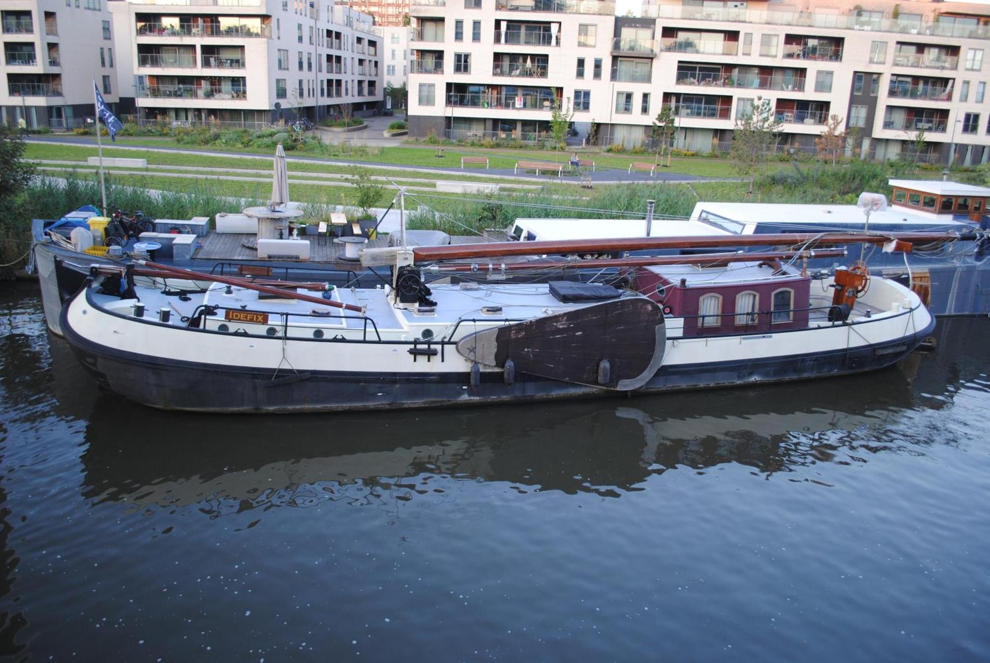 Boat & Breakfast Bellevue Botel
